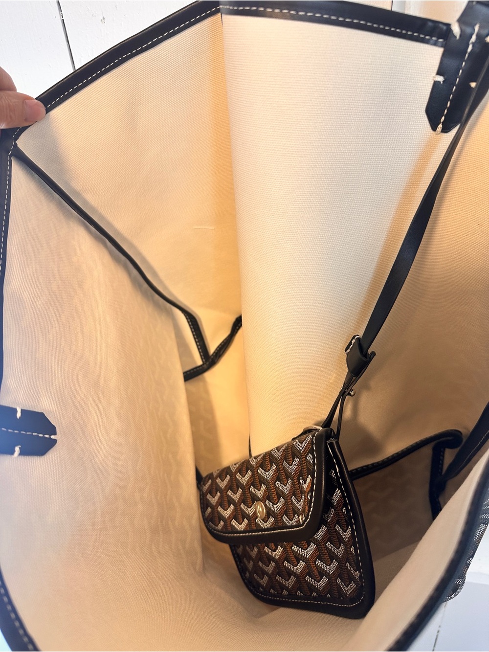 St. Louis Tote Bag Brown Black Beautiful Structured Carryall Fall College - Picture 6 of 10